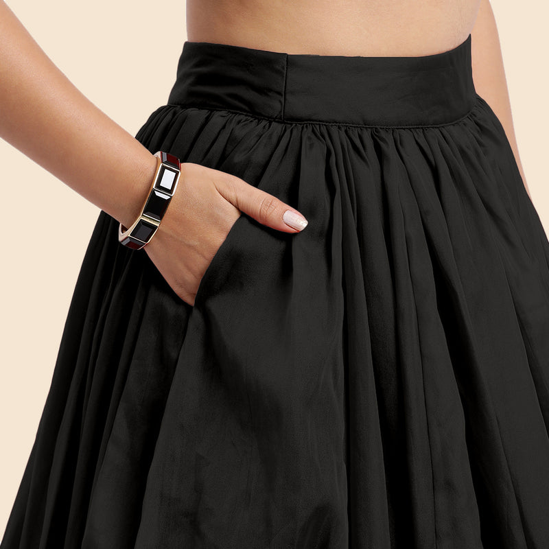 Bahaar x Tyohaar | Lehenga Skirt in Black Organza-Binks