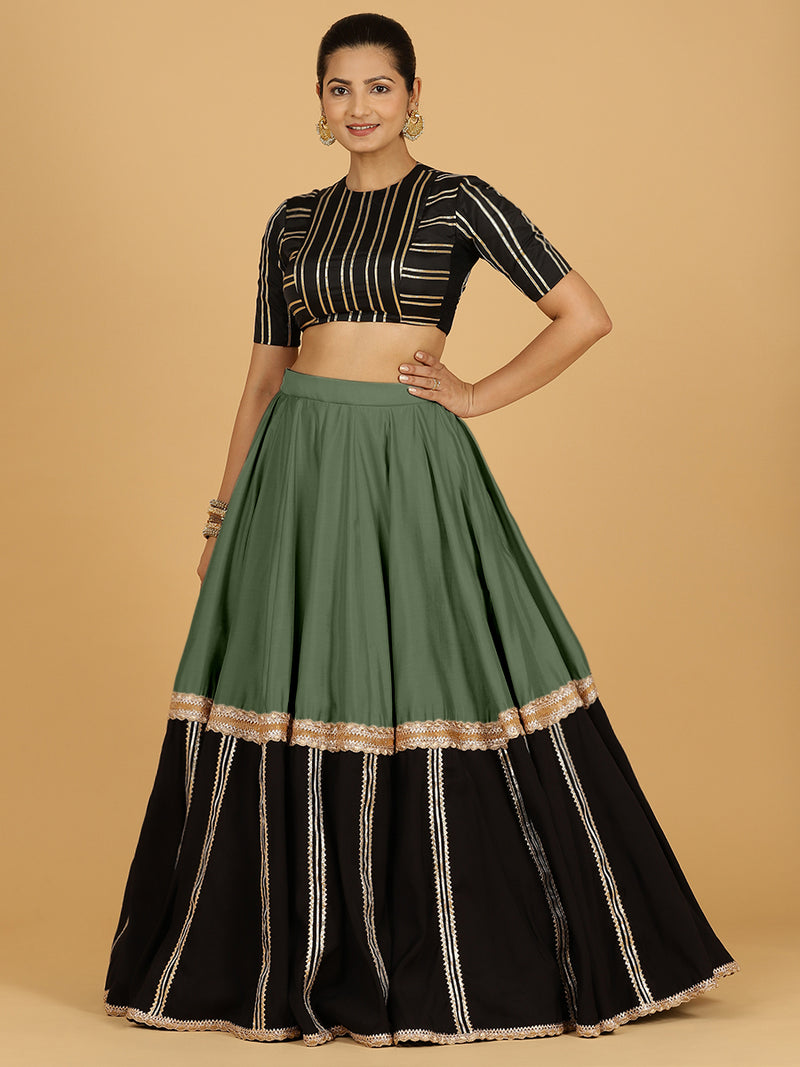 Mastani x Tyohaar | Hunter Green Panelled Lehenga Skirt-Binks
