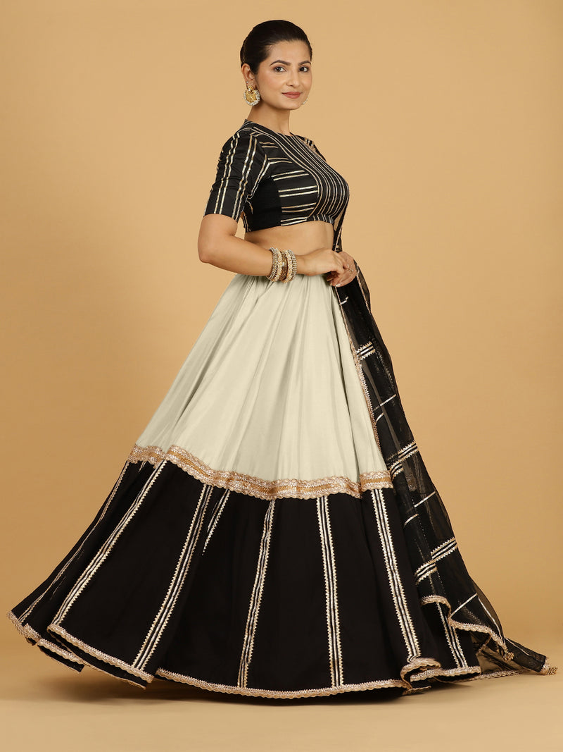 Mastani x Tyohaar | Ivory Panelled Lehenga Skirt-Binks