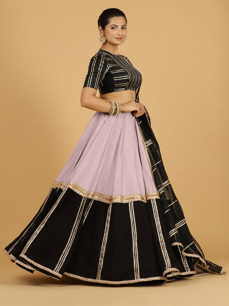 Mastani x Tyohaar | Lilac Panelled Lehenga Skirt-Binks