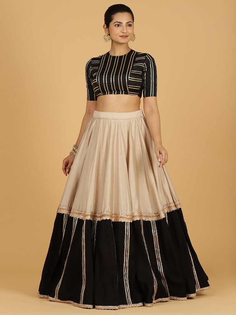 Mastani x Tyohaar | Oyster Grey Panelled Lehenga Skirt-Binks