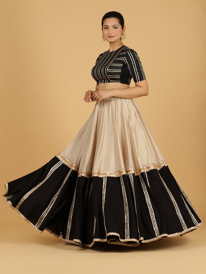 Mastani x Tyohaar | Oyster Grey Panelled Lehenga Skirt-Binks