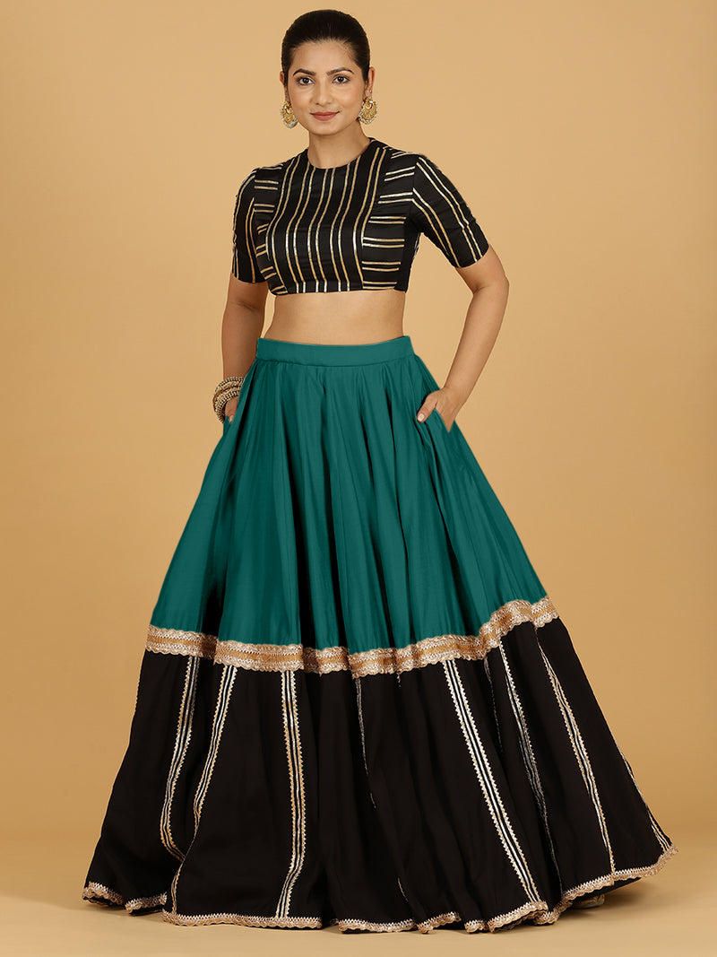 Mastani x Tyohaar | Peacock Green Panelled Lehenga Skirt-Binks