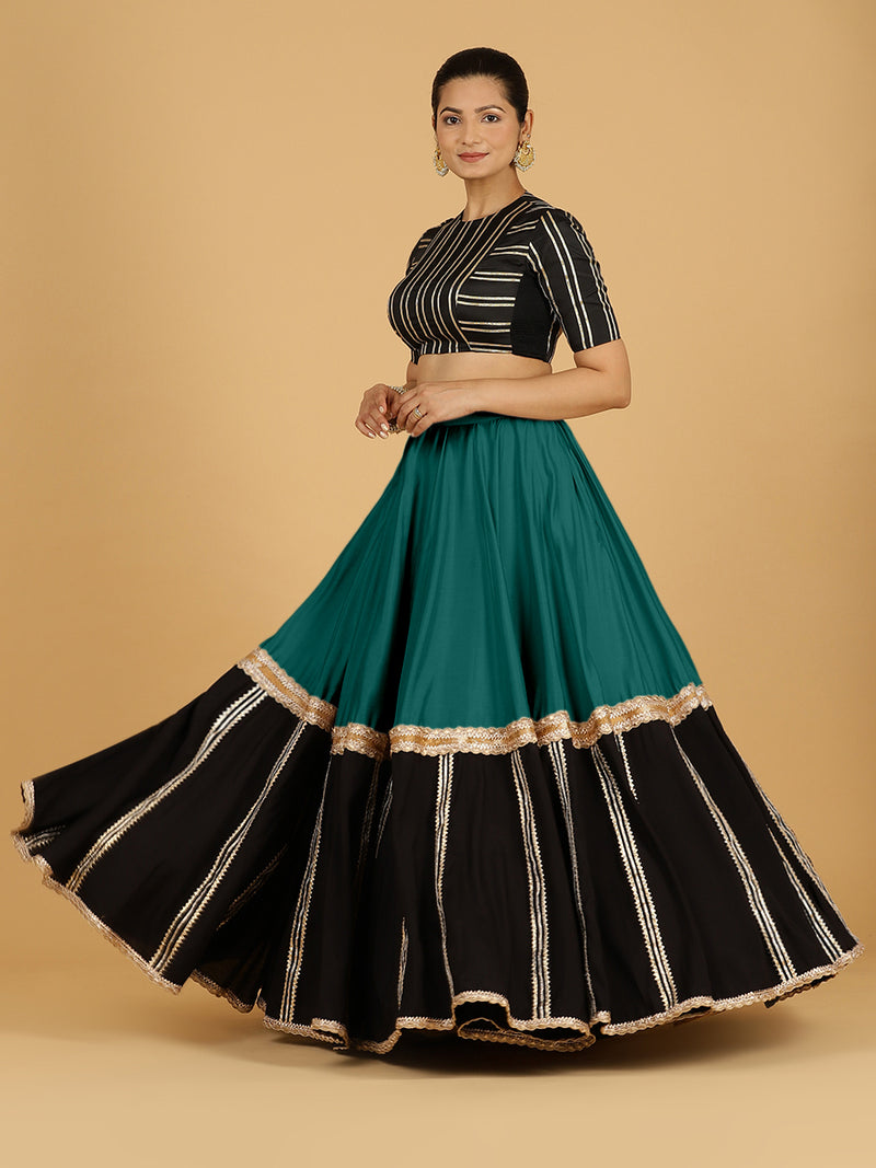 Mastani x Tyohaar | Peacock Green Panelled Lehenga Skirt-Binks