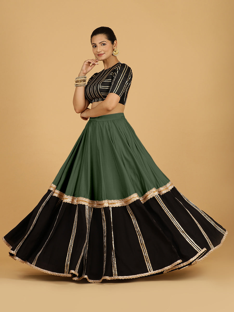 Mastani x Tyohaar Lehenga Skirt, in Green 80% Viscose 20% Polyester, made for party & festive (view 7).