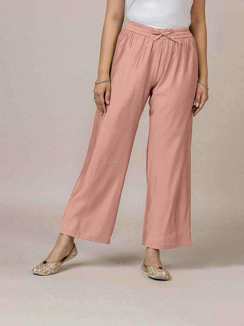Fiza x Rozaana | Straight Pant in Sea Pink-Binks