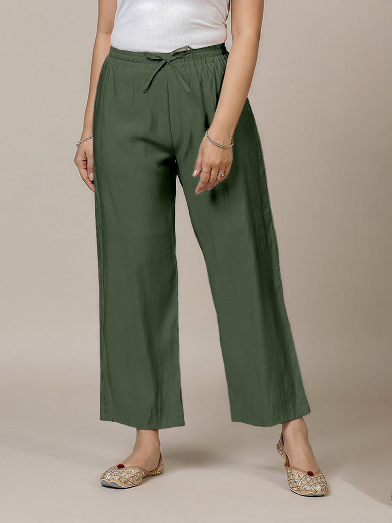 Fiza x Rozaana | Straight Pant in Pine Green-Binks