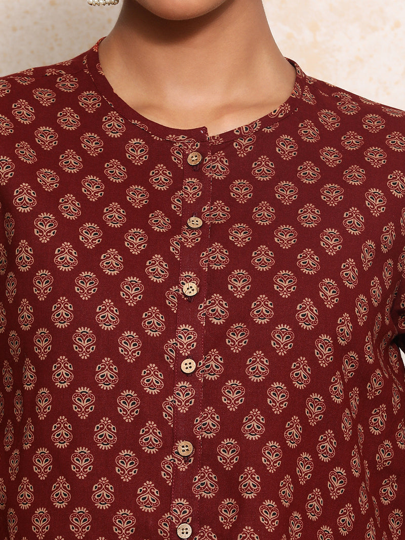 Aarohi x Rozaana | Elbow Sleeves Saree Blouse in Red Peacock Block Print Cotton-Binks