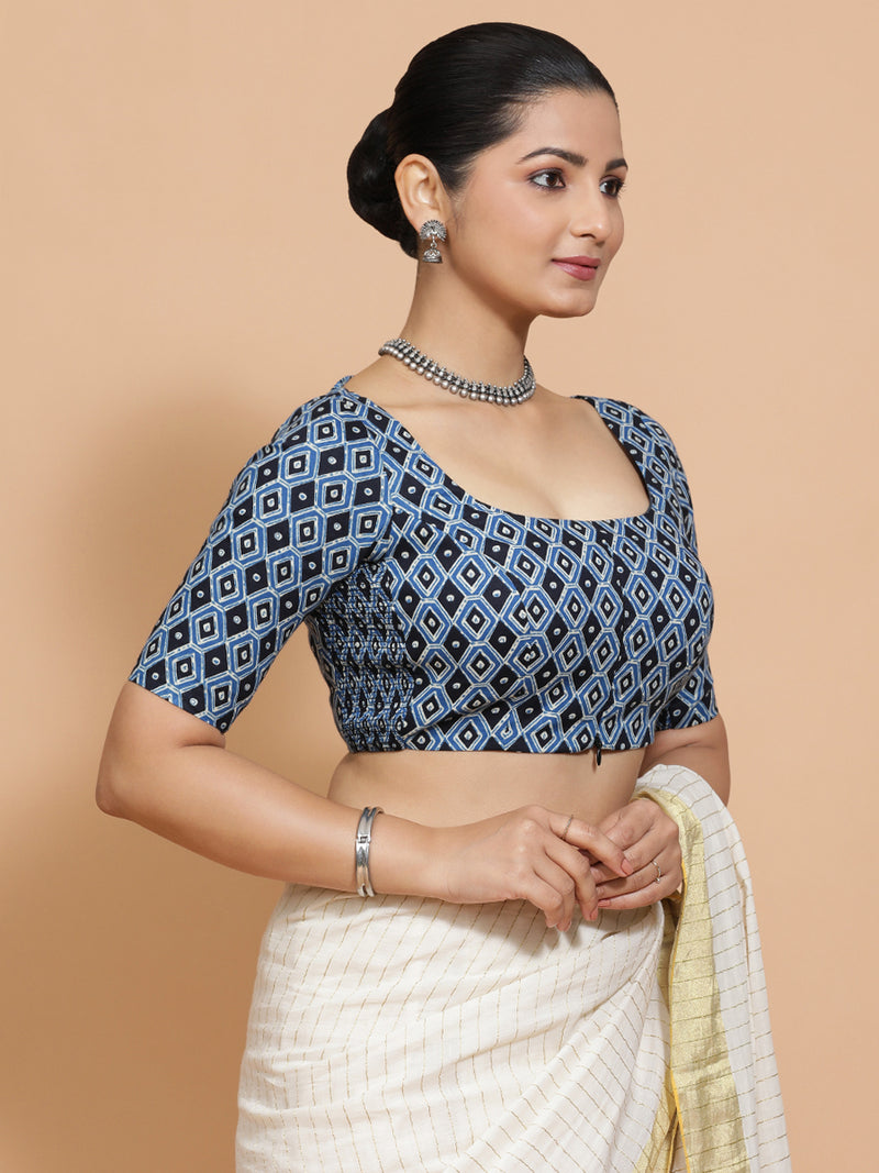 Aditi x Rozaana | Elbow Sleeves Cotton Saree Blouse in Indigo Blue Geometric Block Print Fabric-Binks