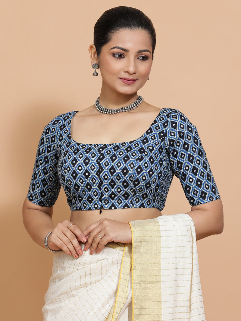 Aditi x Rozaana | Elbow Sleeves Cotton Saree Blouse in Indigo Blue Geometric Block Print Fabric-Binks