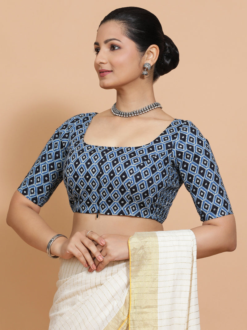 Aditi x Rozaana | Elbow Sleeves Cotton Saree Blouse in Indigo Blue Geometric Block Print Fabric-Binks