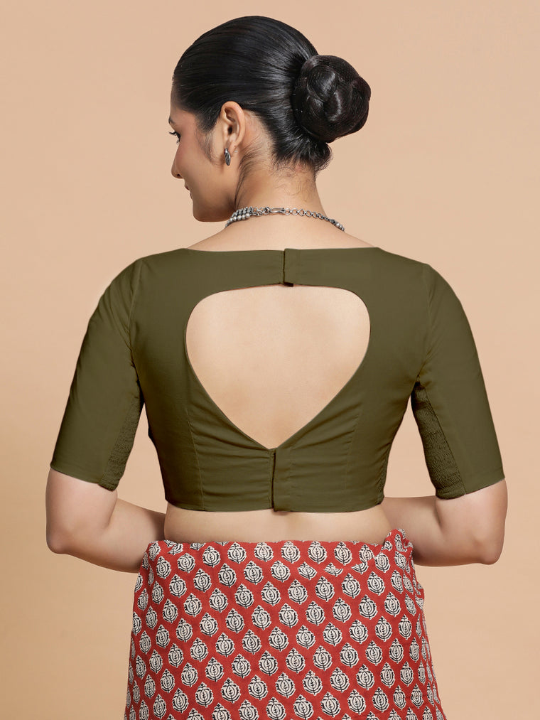 Alka x Rozaana Saree Blouse, in Green Linen, featuring elbow sleeves and boat neckline, made for daily & work (view 2).