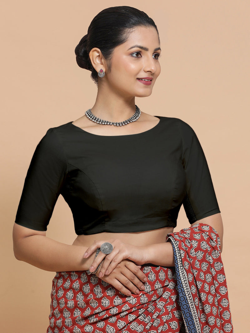 Alka x Rozaana | Boat Neck Saree Blouse in Ebony Black Linen-Binks
