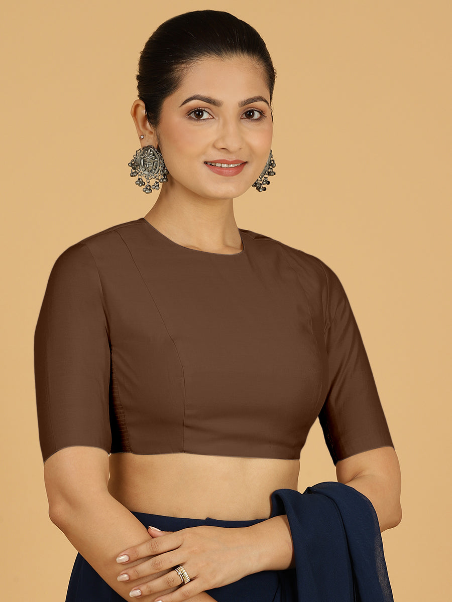 Amisha x Rozaana Saree Blouse, in Brown Viscose, featuring elbow sleeves and jewel neckline, made for daily & work (view 5).