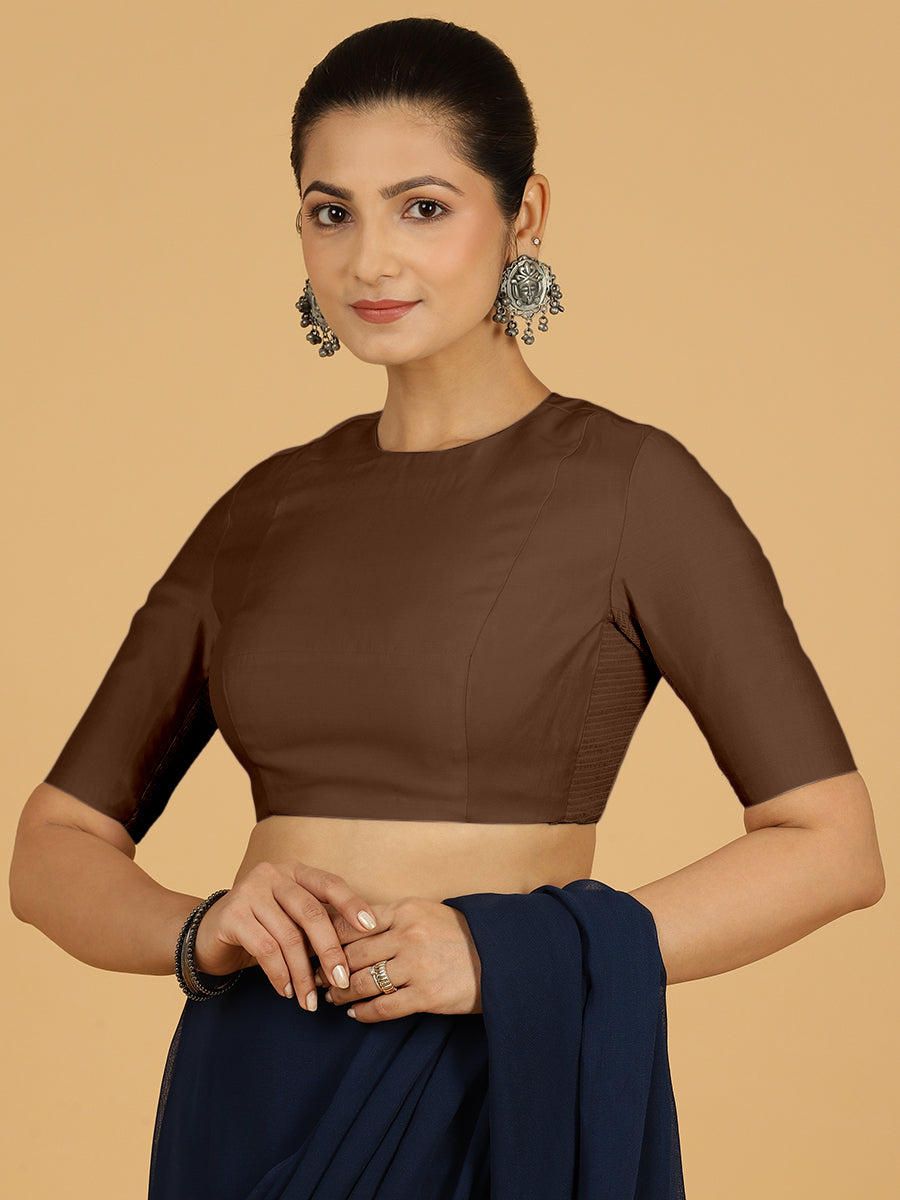 Amisha x Rozaana Saree Blouse, in Brown Viscose, featuring elbow sleeves and jewel neckline, made for daily & work (view 8).