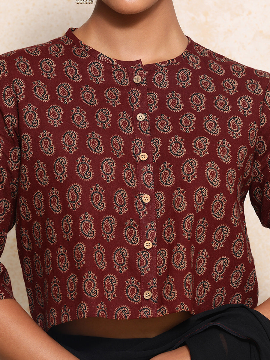 Baisakhi x Rozaana Saree Blouse, in Red 100% Cotton - Block Printed, featuring elbow sleeves and jewel neckline (view 3).