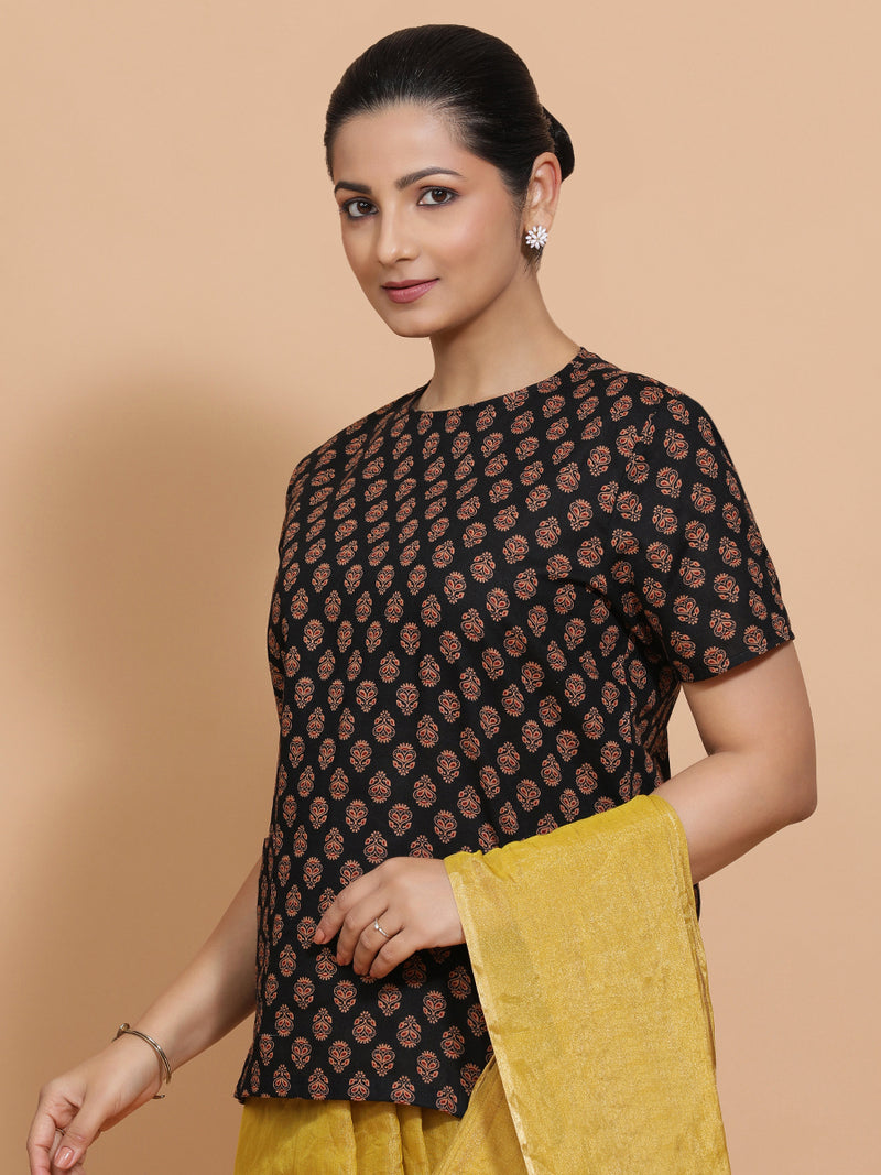 Brinda x Rozaana | Short Sleeves Cotton Saree Blouse in Black Peacock Block Print Fabric-Binks