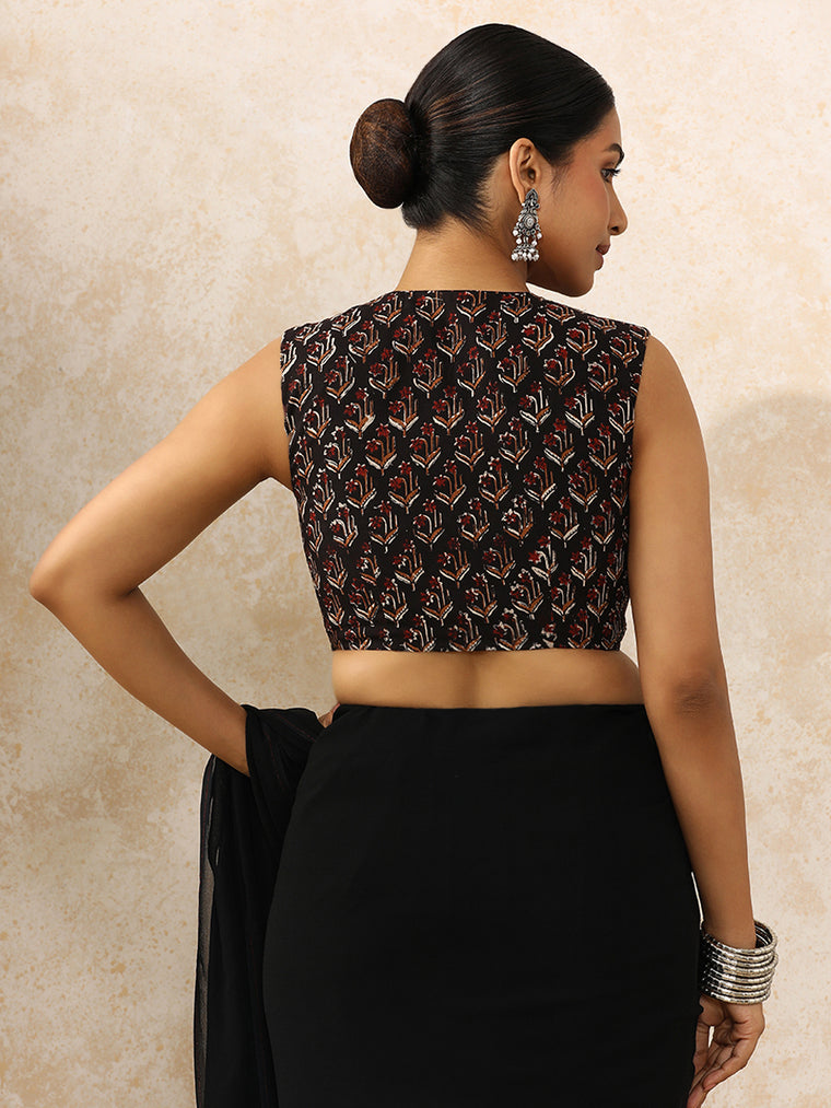 Deetya x Rozaana Saree Blouse, in Black 100% Cotton - Block Printed, featuring sleeveless and jewel neckline (view 2).