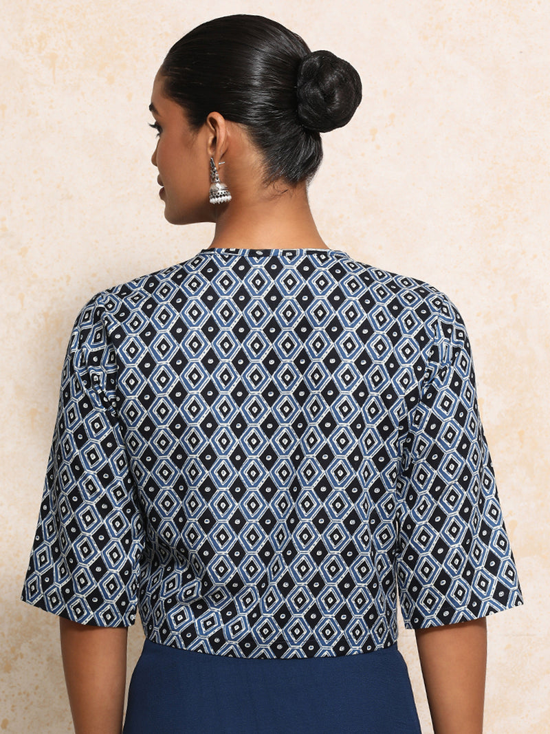 Devanshi x Rozaana | Elbow Sleeves Saree Blouse in Indigo Blue Geometric Block Print Cotton-Binks