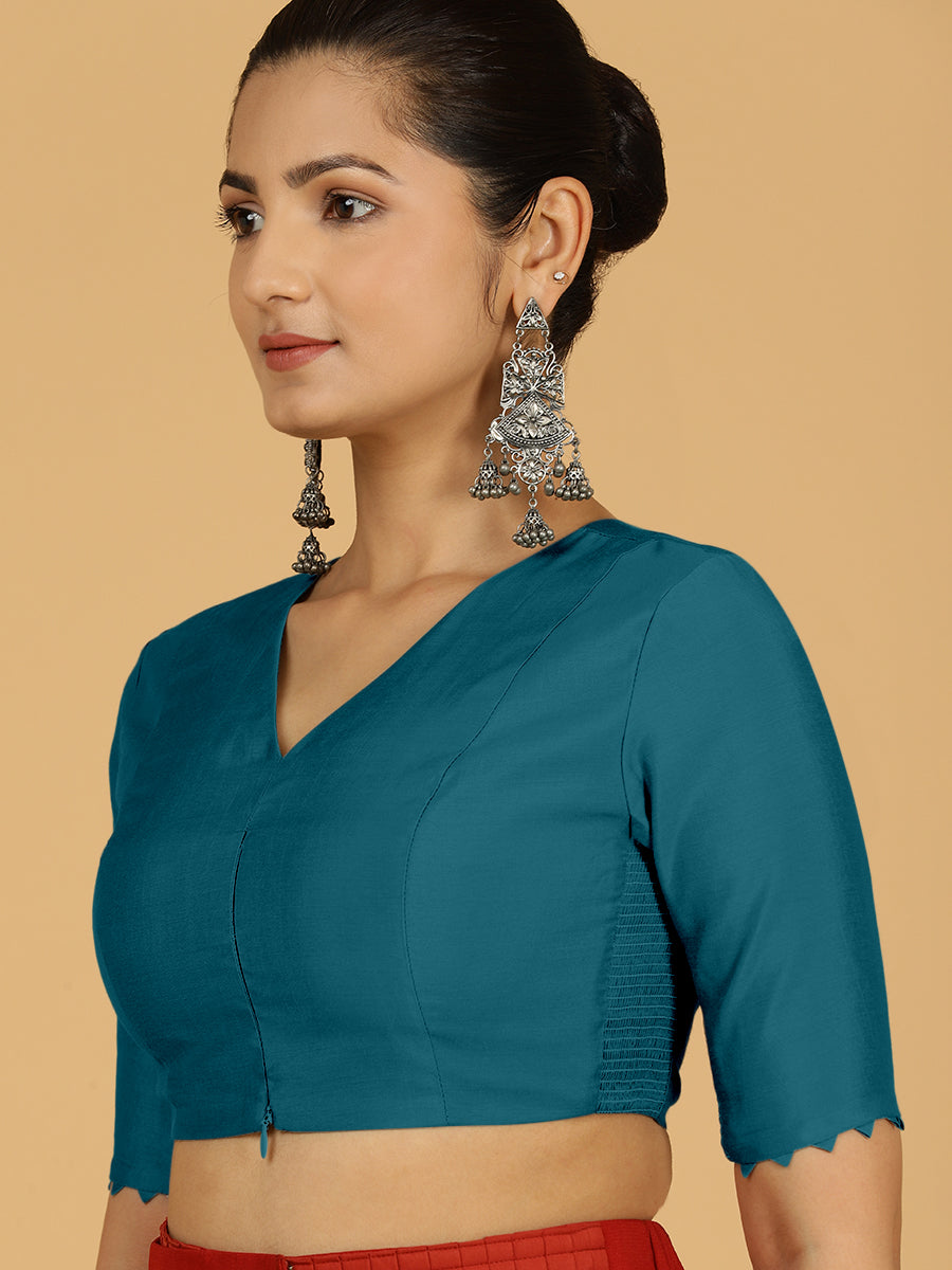 Divya x Rozaana Saree Blouse, in Blue Viscose, featuring elbow sleeves and v-neckline, made for daily & work (view 5).