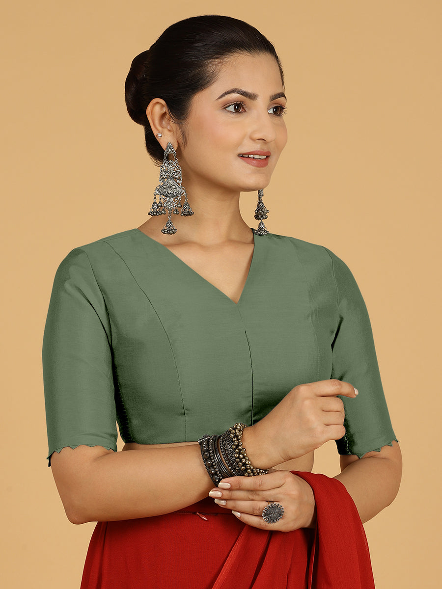 Divya x Rozaana Saree Blouse, in Green Viscose, featuring elbow sleeves and v-neckline, made for daily & work (view 8).