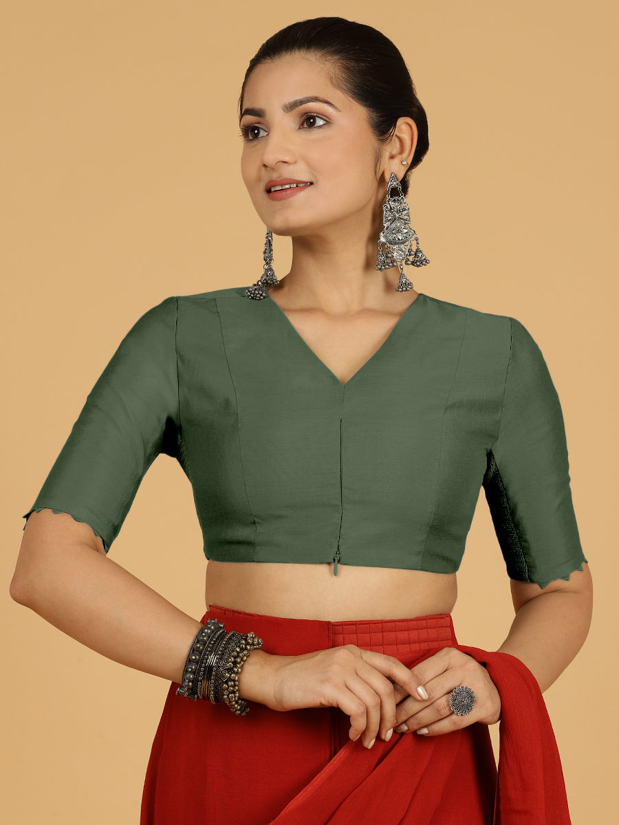 Divya x Rozaana Saree Blouse, in Green Viscose, featuring elbow sleeves and v-neckline, made for daily & work (view 8).