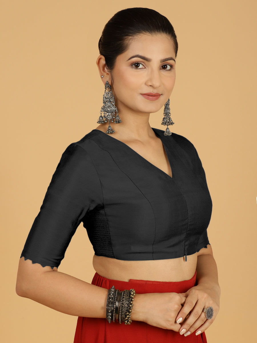 Divya x Rozaana Saree Blouse, in Black Viscose, featuring elbow sleeves and v-neckline, made for daily & work (view 6).