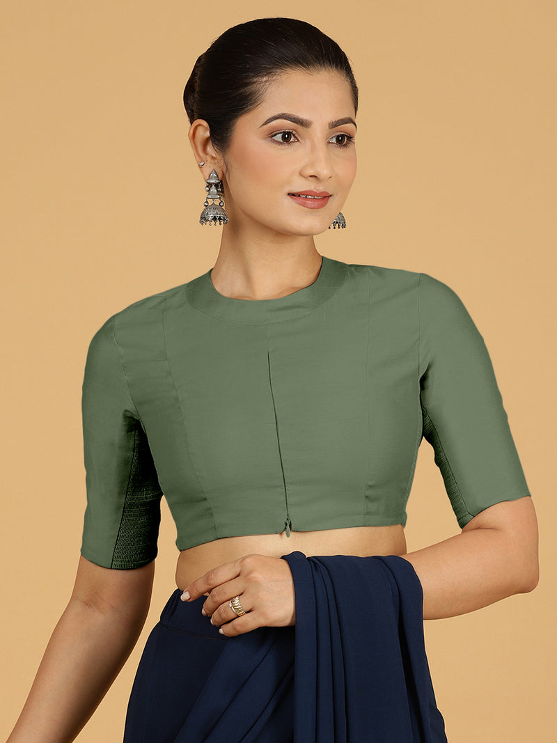Farida x Rozaana | Regular Sleeves Saree Blouse in Hunter Green-Binks