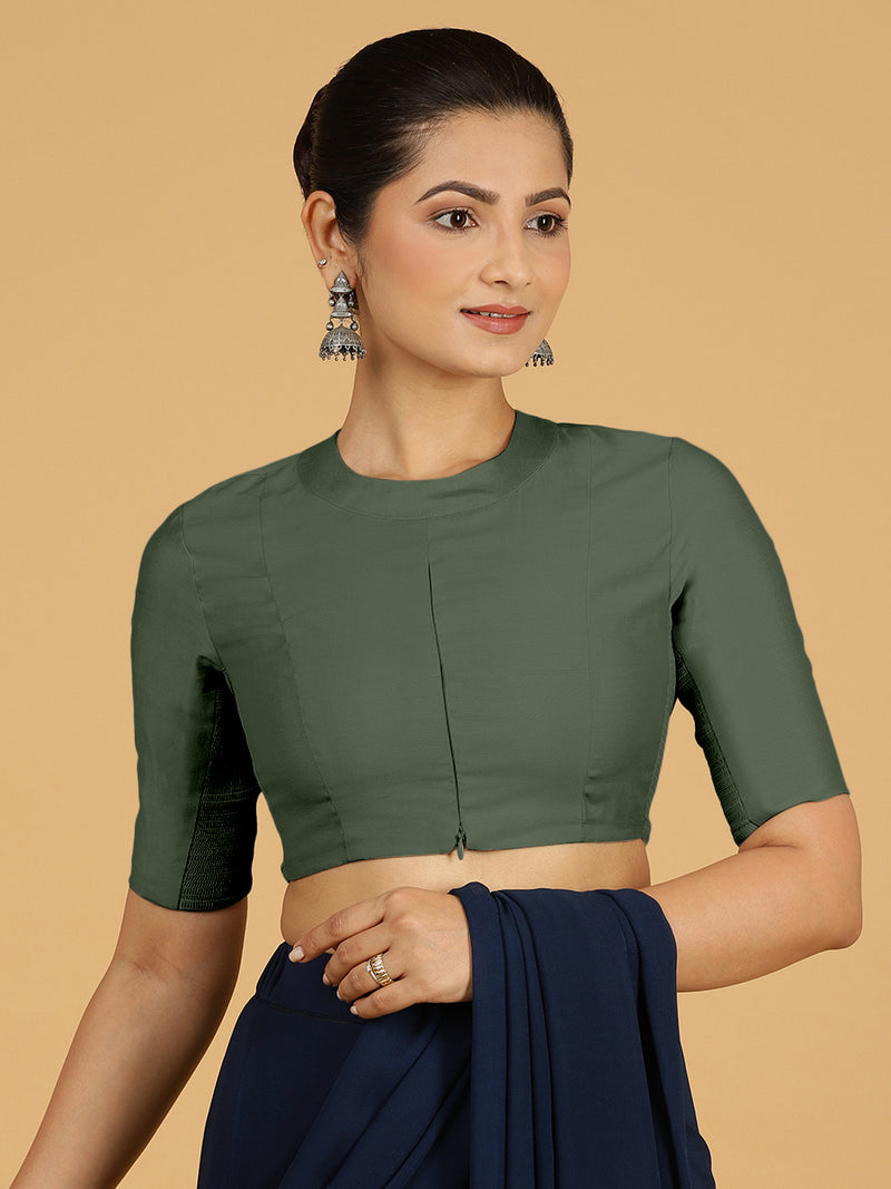 Farida x Rozaana | Regular Sleeves Saree Blouse in Pine Green-Binks