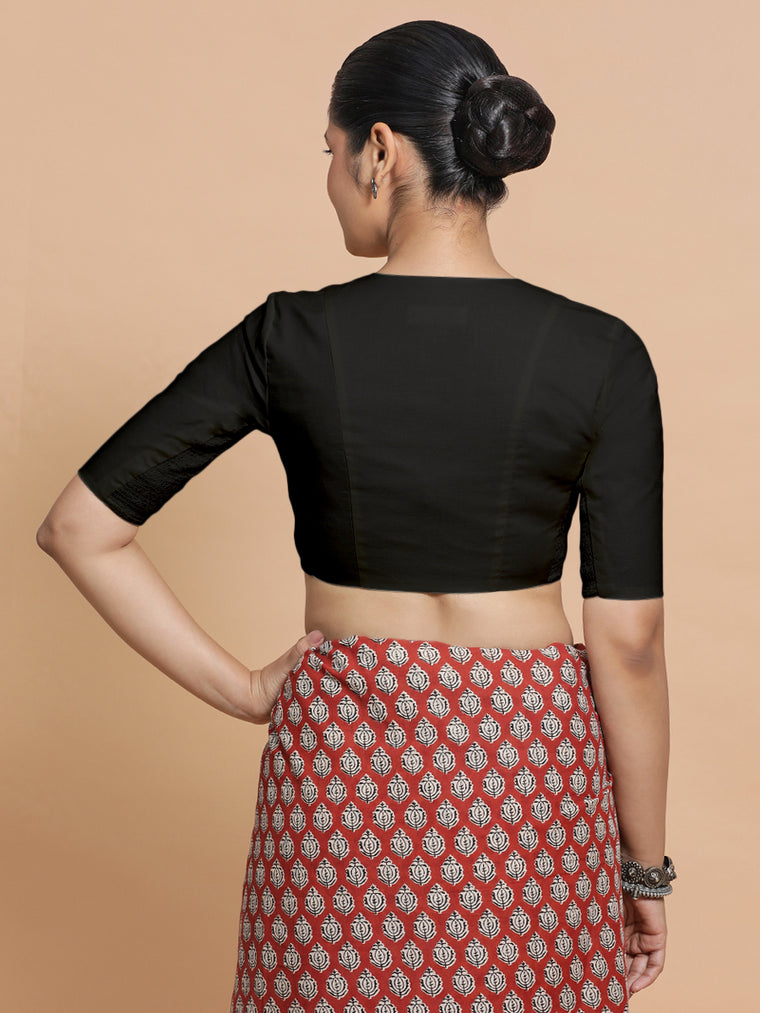 Garima x Rozaana Saree Blouse, in Black Cotton, featuring elbow sleeves and v-neckline, made for daily & work (view 2).