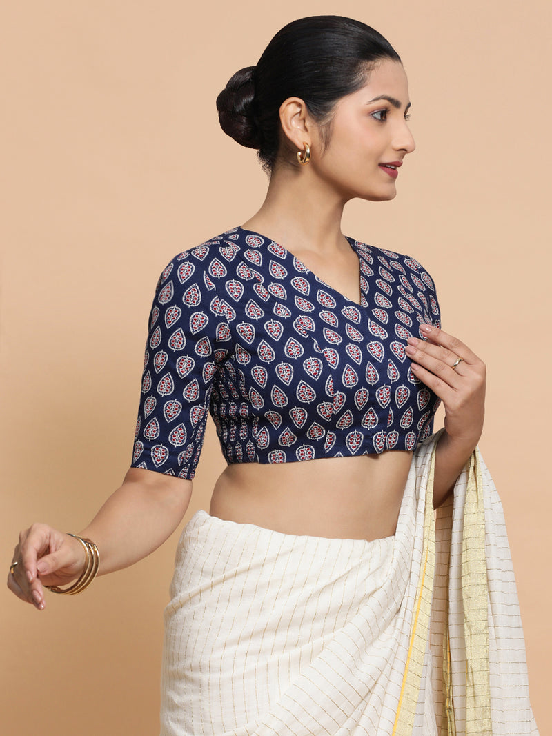 Gauri x Rozaana | Elbow Sleeves Cotton Saree Blouse in Indigo Blue Spade Block Print Fabric-Binks