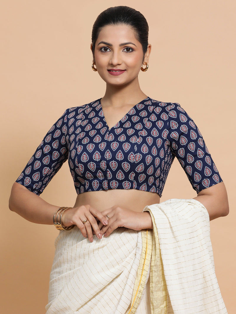 Gauri x Rozaana | Elbow Sleeves Cotton Saree Blouse in Indigo Blue Spade Block Print Fabric-Binks