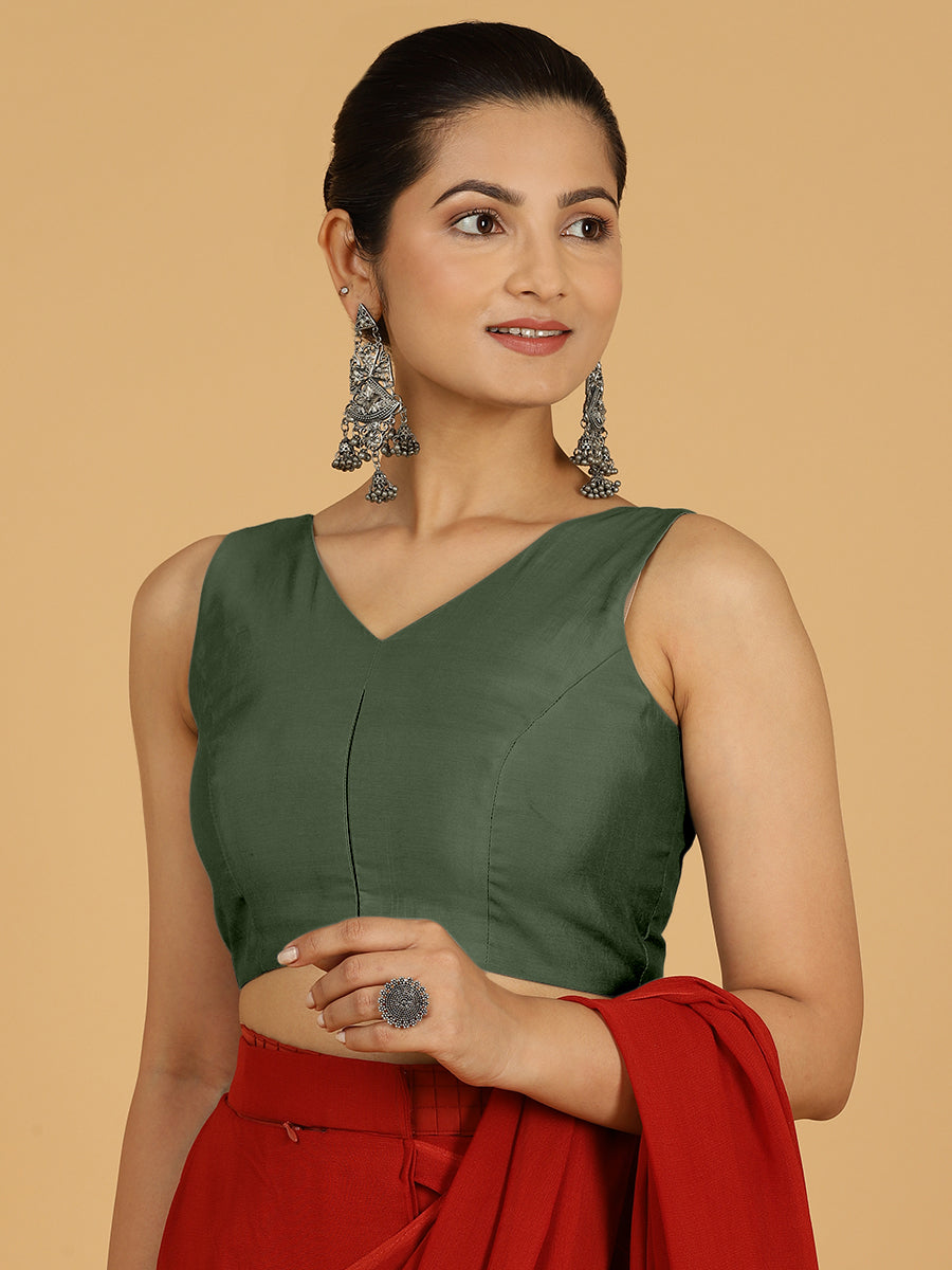 Hema x Rozaana Saree Blouse, in Green Viscose, featuring sleeveless and v-neckline, made for daily & work (view 4).