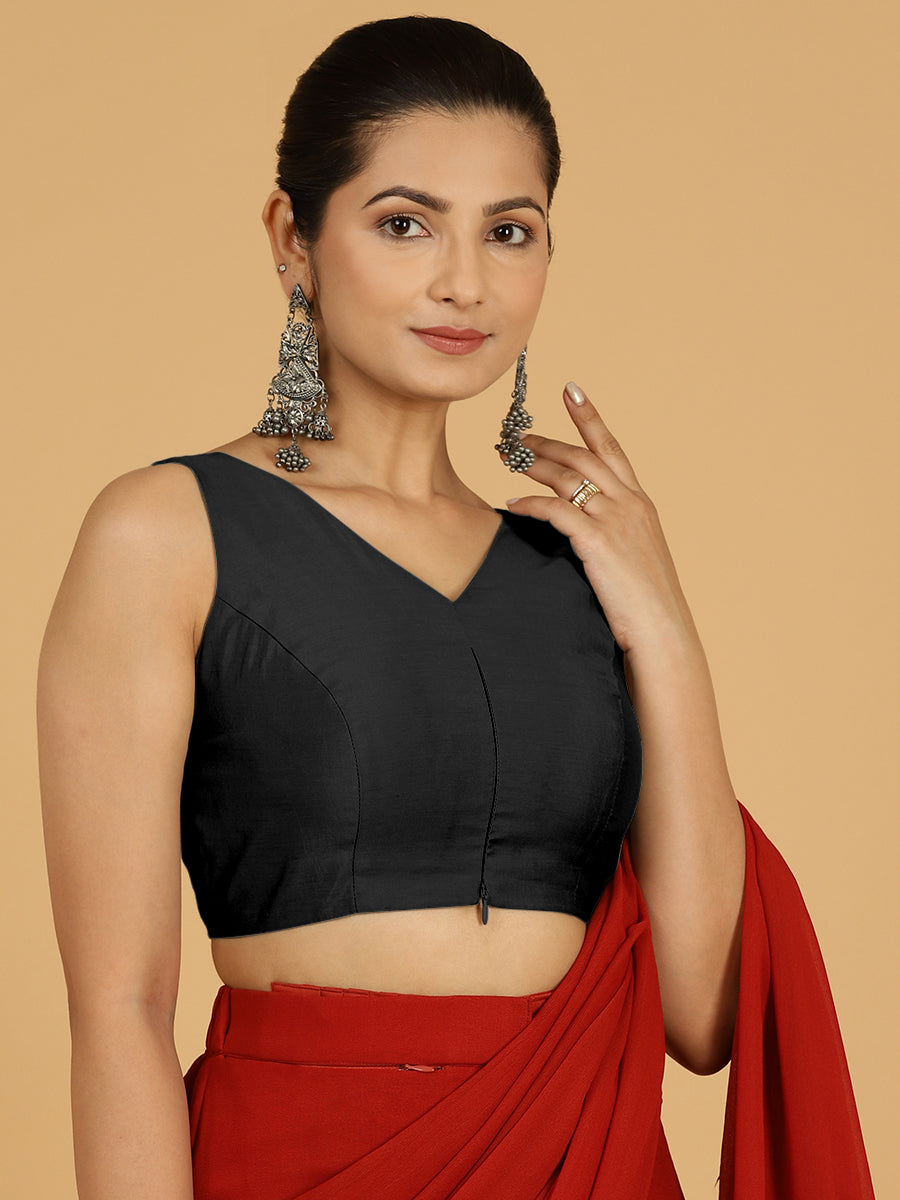 Hema x Rozaana Saree Blouse, in Black Viscose, featuring sleeveless and v-neckline, made for daily & work (view 7).
