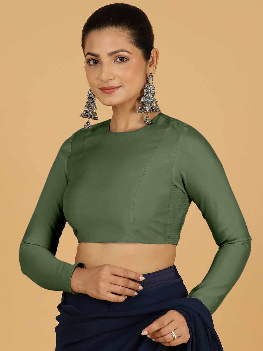 Jaya x Rozaana Saree Blouse, in Green Viscose, featuring full sleeves and jewel neckline, made for daily & work (view 6).