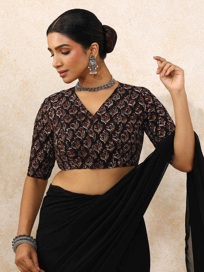 Karina x Rozaana | Elbow Sleeves Saree Blouse in Midnight Lily Block Print Cotton-Binks