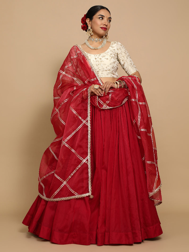 Kiara x Tyohaar | Elbow Sleeves Satin Viscose Saree Blouse in Gold Vine Embroidery on Cream Tissue Fabric-Binks