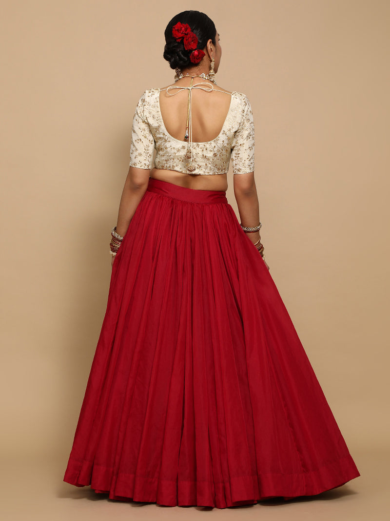 Kiara x Tyohaar | Elbow Sleeves Satin Viscose Saree Blouse in Gold Vine Embroidery on Cream Tissue Fabric-Binks