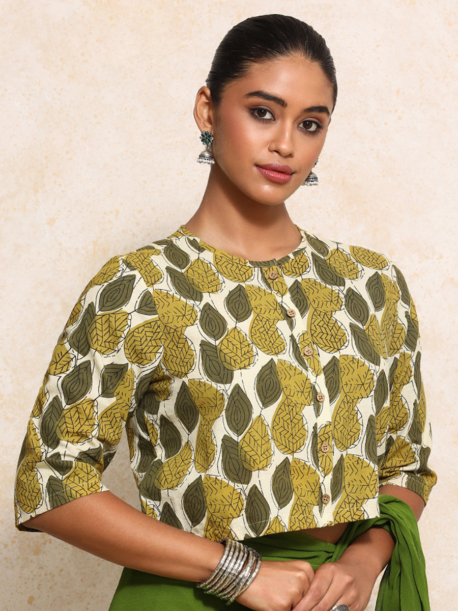 Kinza x Rozaana Saree Blouse, in Green 100% Cotton - Block Printed, featuring elbow sleeves and jewel neckline (view 7).