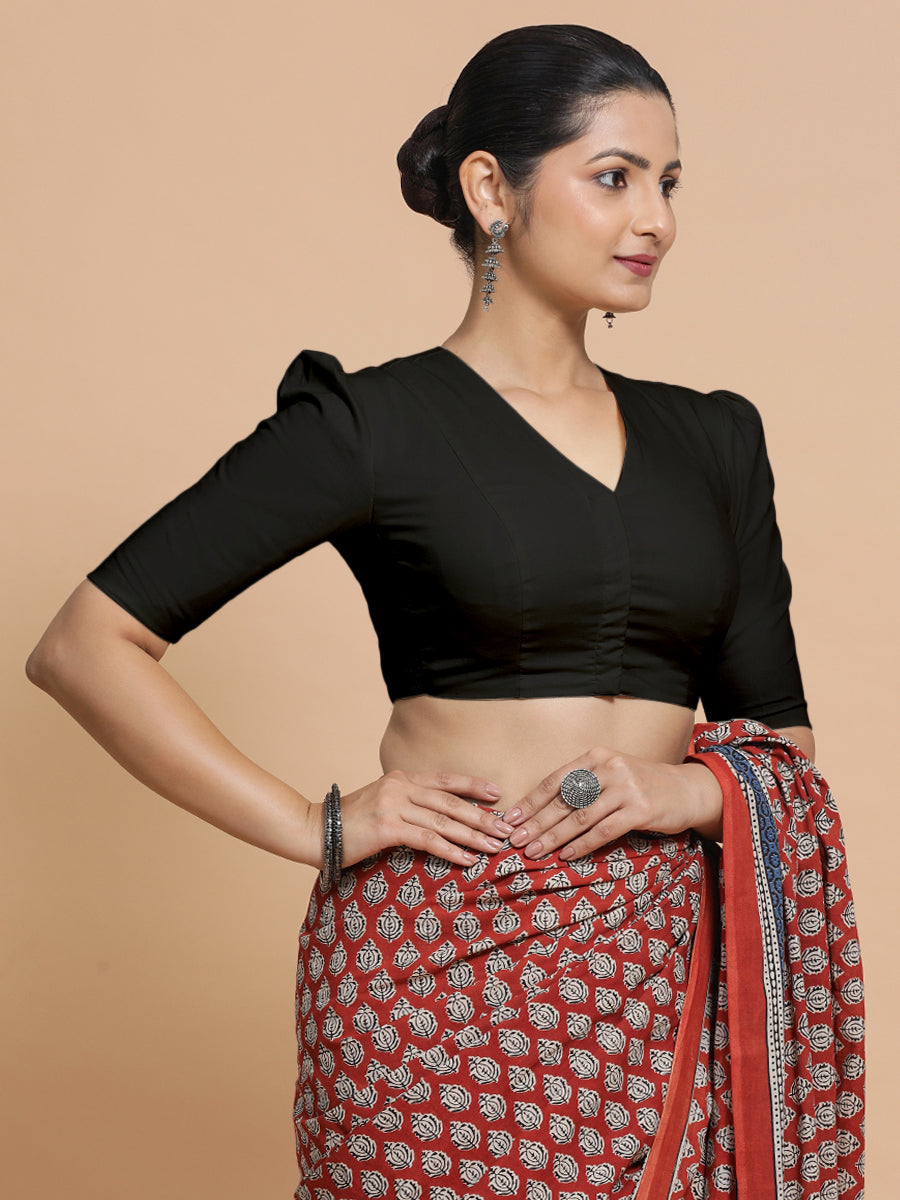 Kriti x Rozaana Saree Blouse, in Black Cotton, featuring elbow sleeves and v-neckline, made for daily & work (view 7).