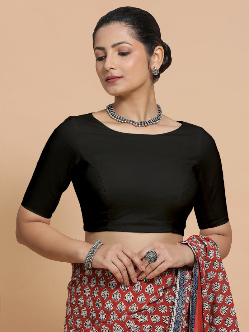 Kumud x Rozaana | Boat Neck Black Plain Cotton Saree Blouse-Binks