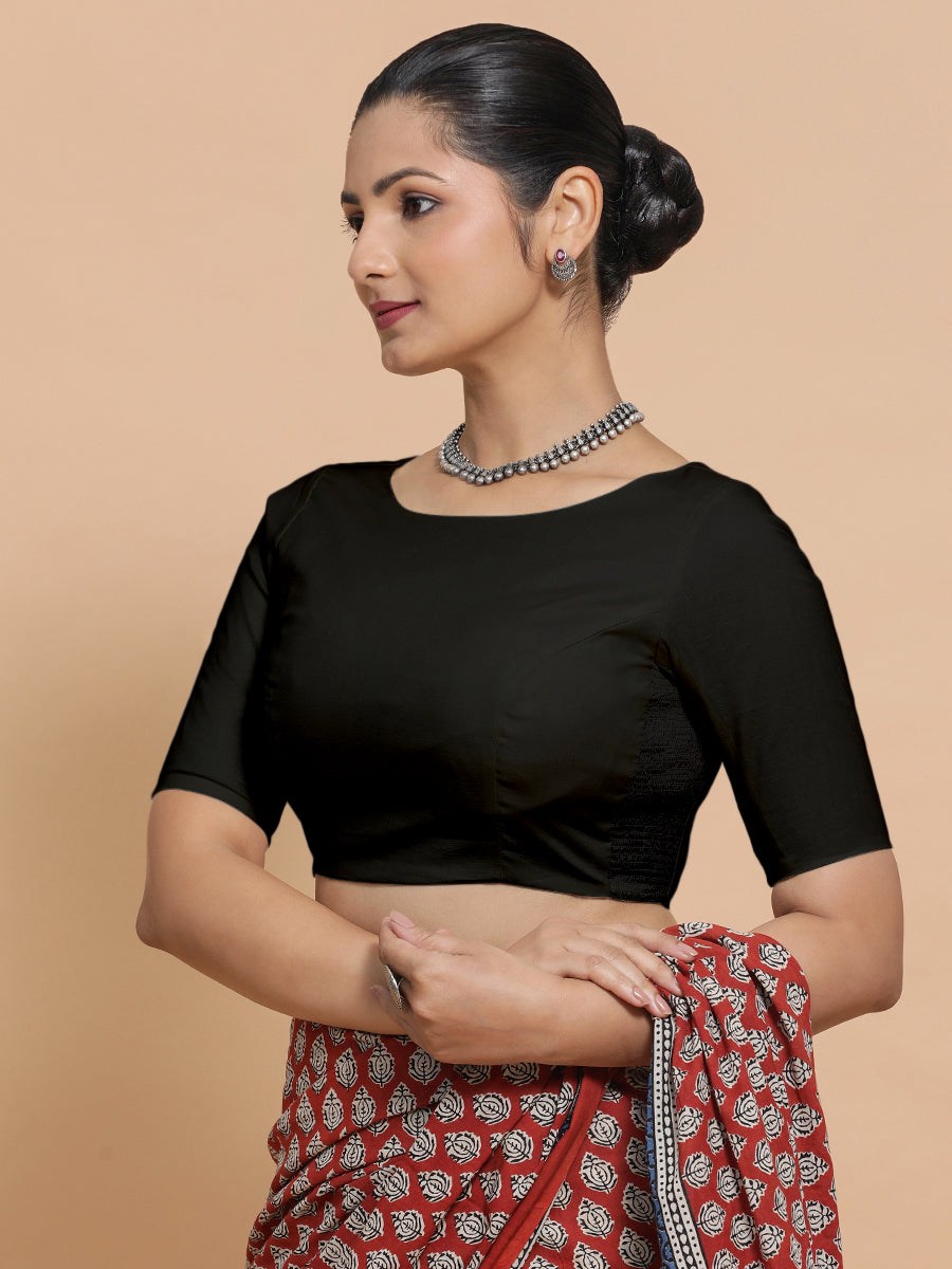 Kumud x Rozaana Saree Blouse, in Black Cotton, featuring elbow sleeves and boat neckline, made for daily & work (view 5).