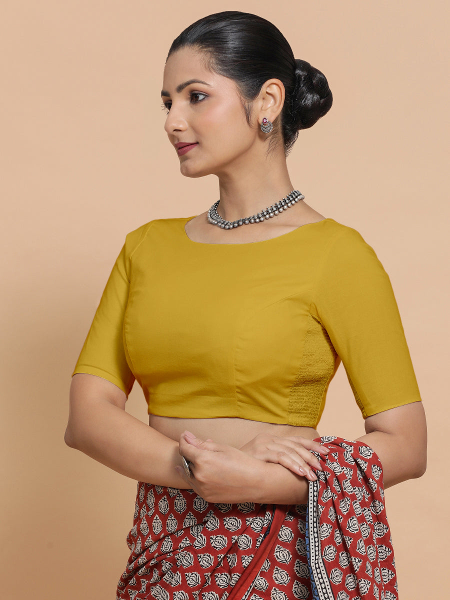 Kumud x Rozaana Saree Blouse, in Yellow Cotton, featuring elbow sleeves and boat neckline, made for daily & work (view 5).