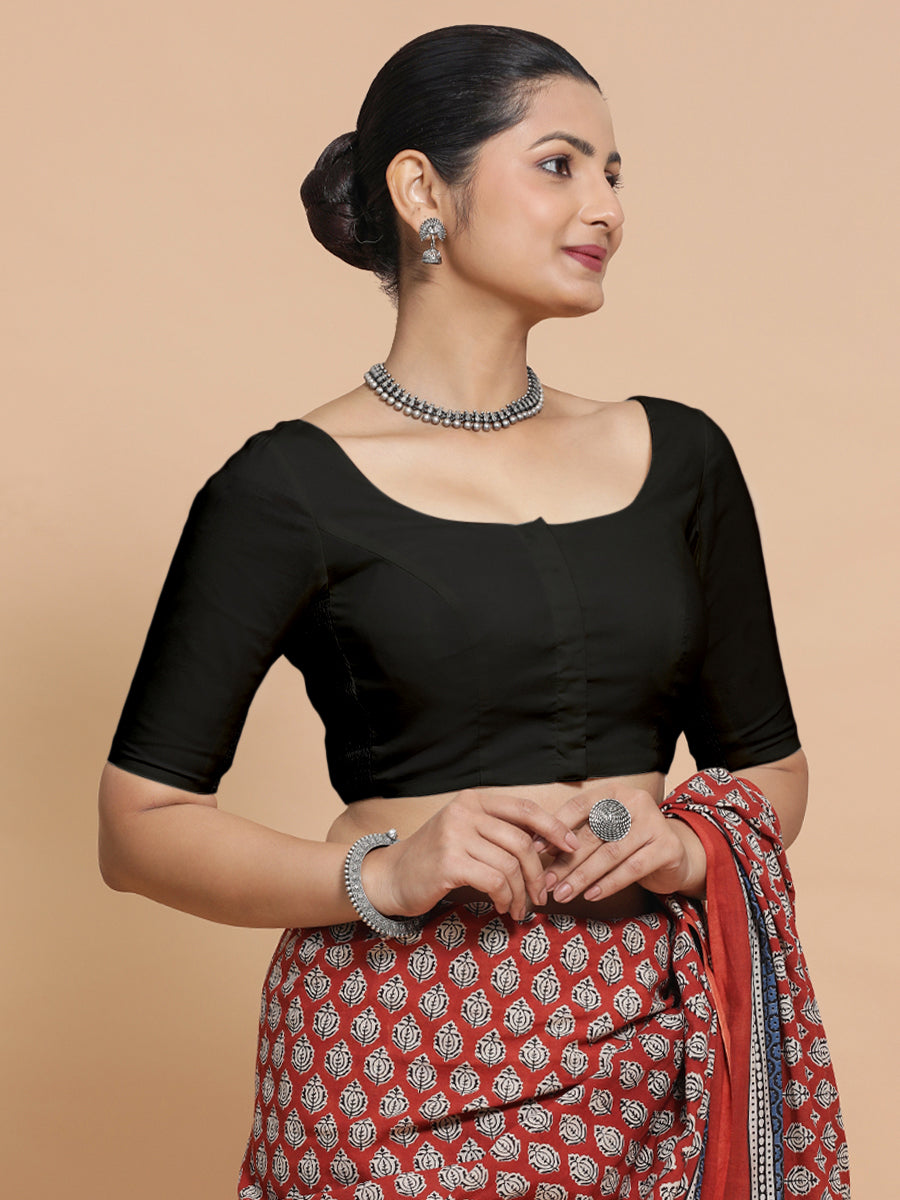 Lahari x Rozaana Saree Blouse, in Black Cotton, featuring elbow sleeves and round neckline, made for daily & work (view 8).