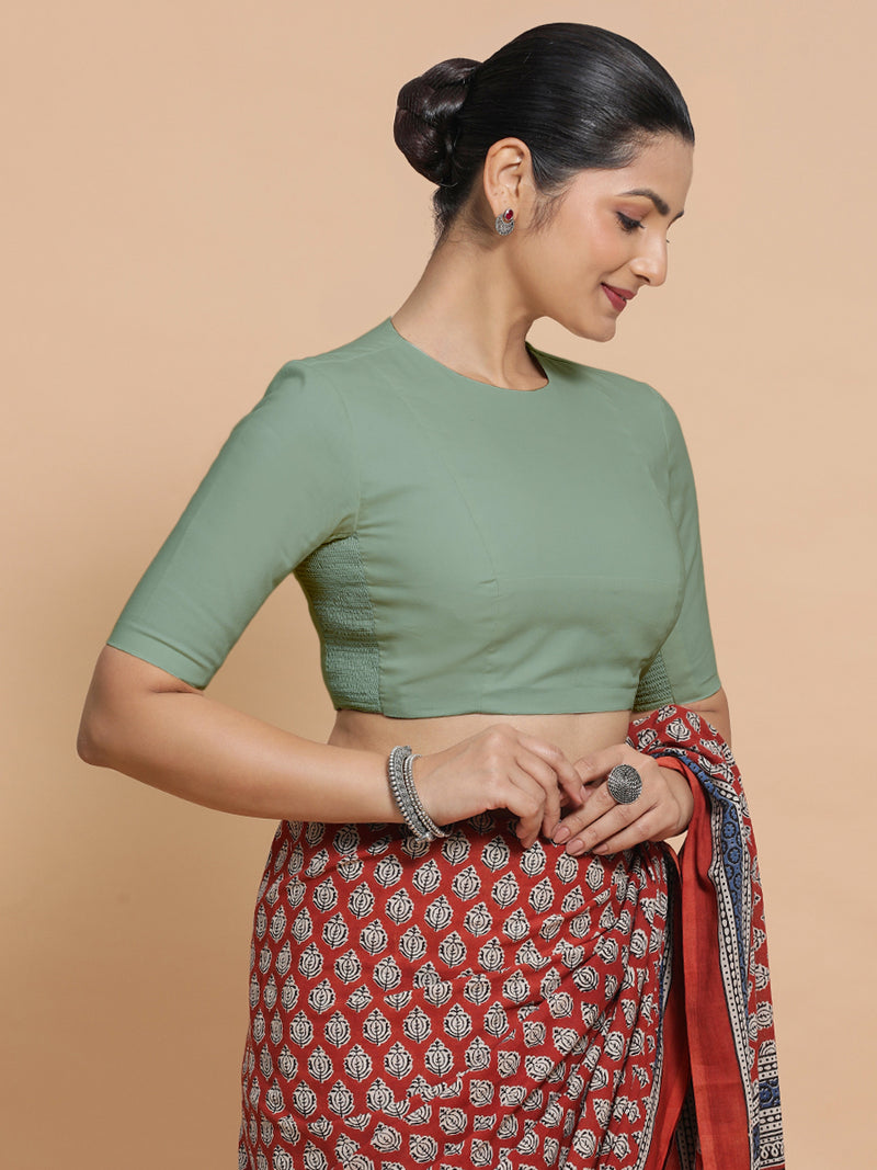 Lara x Rozaana | Jewel Neck Saree Blouse in Peppermint Green Linen-Binks