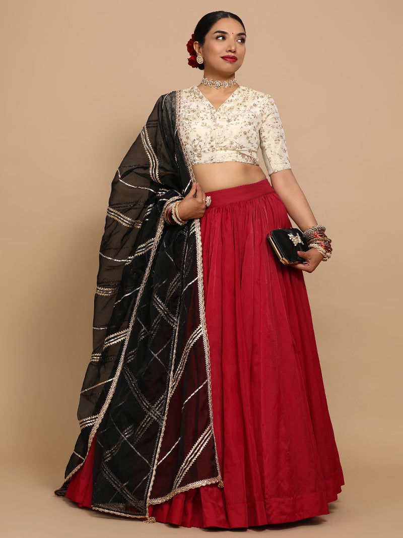 Lina x Tyohaar | Elbow Sleeves Satin Viscose Saree Blouse in Gold Vine Embroidery on Cream Tissue Fabric-Binks