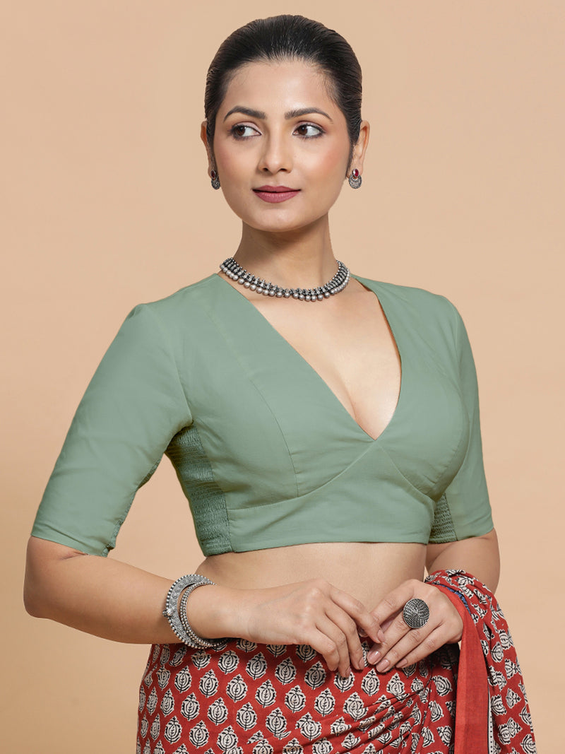 Malika x Rozaana | Deep Neck Saree Blouse in Peppermint Green Linen-Binks
