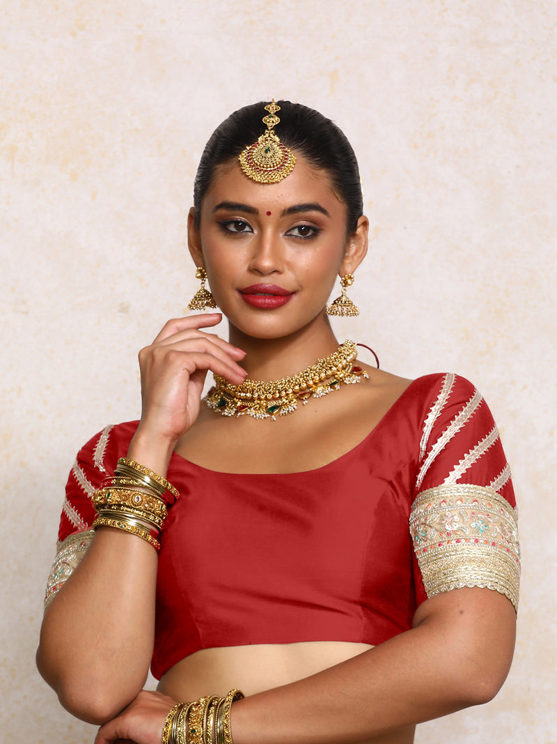Manika x Tyohaar | Elbow Sleeves Velvet Red Plain Chandheri Saree Blouse-Binks