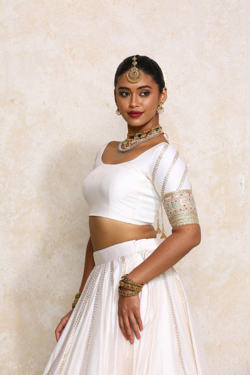Manika x Tyohaar | Elbow Sleeves White Plain Chandheri Saree Blouse-Binks