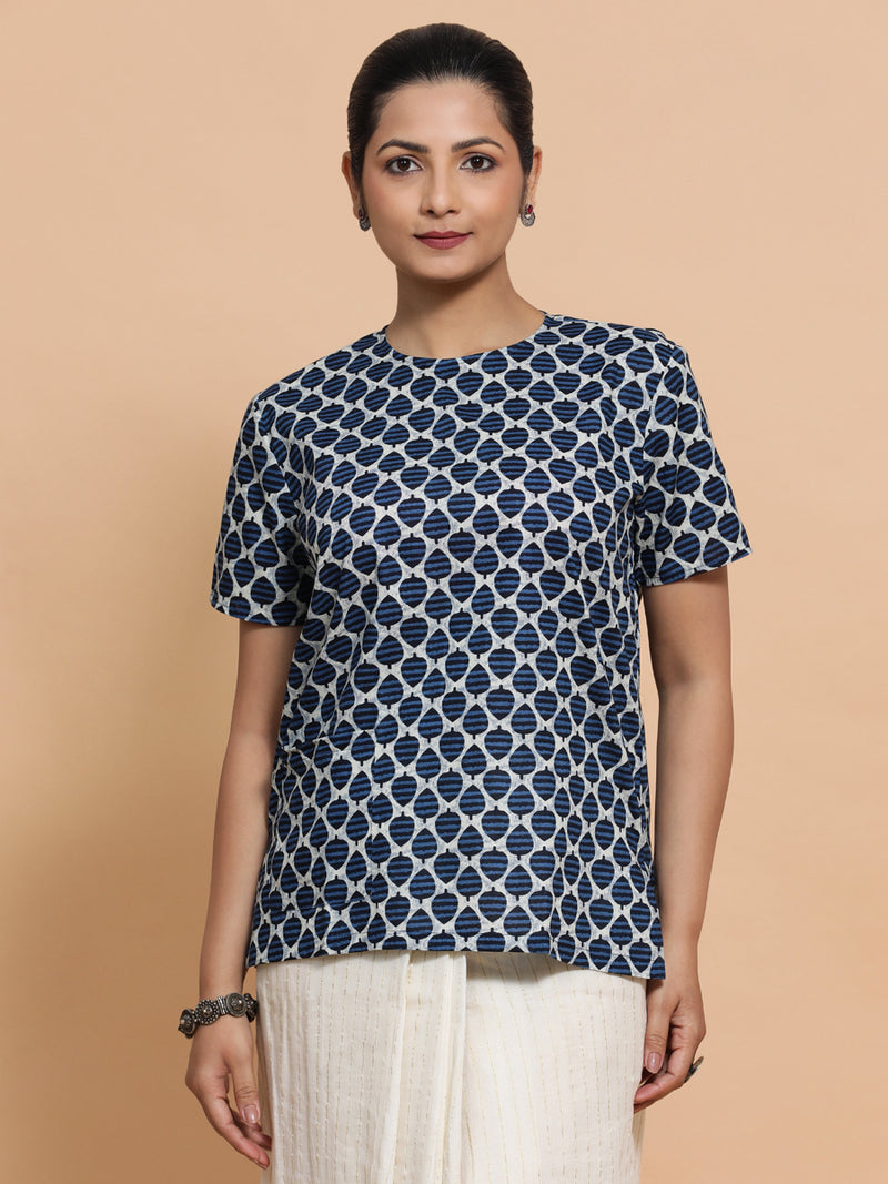 Mariam x Rozaana | Short Sleeves Cotton Saree Blouse in Indigo Blue Leaf Block Print Fabric-Binks